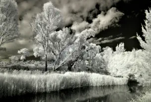 Bakers Shaft 2006 B&W  - Infra-red